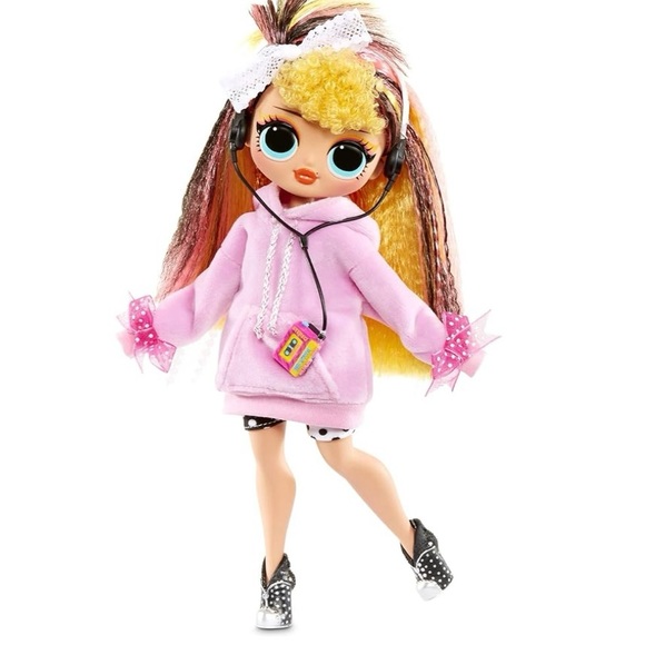 L.O.L SURPRISE! REMIX POP B.B FASHION DOLL WITH MUSIC, EXTRA OUTFIT ECT. - Picture 4 of 12